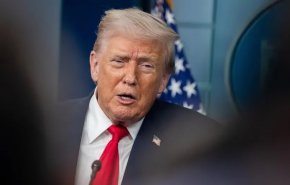 استطلاع: 60% من الأمريكيين يرون أن ترامب يستغل منصبه