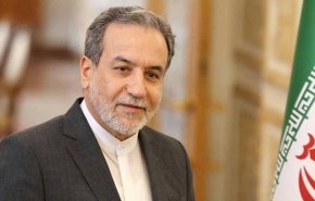  عراقجي: إيران تضمن أمن الملاحة في هرمز ومن يوفره يستحق مقابلاً
