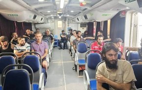 هيئة الموانئ تنقذ 23 بحاراً إثر اصطدام سفينتي شحن في الخليج الفارسي