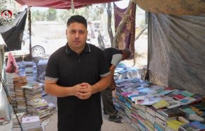 نازح غزّي يحوّل خيمة النزوح إلى منارة للمعرفة!