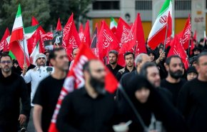 حشود مليونية تحيي أربعينية الإمام الحسين (ع) في مختلف أنحاء إيران