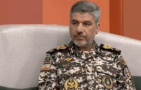 العميد أكرمي نيا يؤكد إدخال معدات جديدة إلى وحدات الجيش