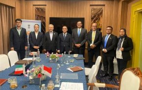 إيران وإندونيسيا تتجهان إلى تعزيز التعاون العلمي في مجالات التكنولوجيا الحديثة

