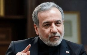 عراقچی: برای رفع موانع عضویت ایران در بانک توسعه نوین بریکس تلاش می‌کنیم