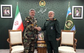 ارتش و سپاه متحد علیه دشمن آمریکایی - صهیونی