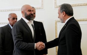 دیدار رئیس اتحادیه میهنی کردستان عراق با وزیر امور خارجه/ کردستان عراق اجازه هیچ تهدیدی را علیه ایران نمی‌دهند