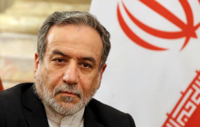 عراقچی: واشنگتن خود را از غل و زنجیر اسرائیل رها کند