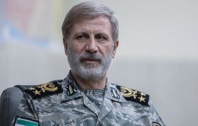 فرمانده کل ارتش: سخنرانی پزشکیان صدای صلابت ملت ایران بود