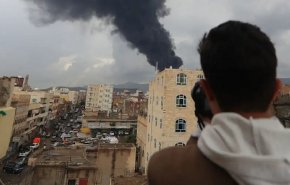 حمله به فرودگاه صنعاء / توقف پروازها در آسمان عربستان 
