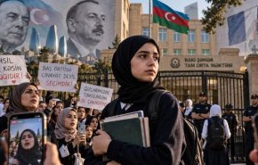 موج خشم و اعتراض به ممنوعیت حجاب در جمهوری آذربایجان