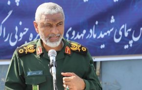 دریادار عظمایی: رزمندگان ما از هیچ ابرقدرتی هراس ندارند+فیلم
