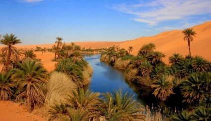 دریاچه‌ ای افسانه ای در دل کویر لیبی
