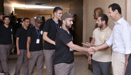 دیدار بشار اسد با جوانان مقاوم عرب + تصاویر