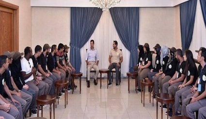 دیدار بشار اسد با جوانان مقاوم عرب + تصاویر