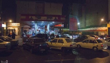 روایت تصویری از شب پُر استرس تهرانی‌ها