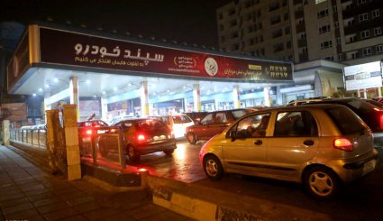 روایت تصویری از شب پُر استرس تهرانی‌ها