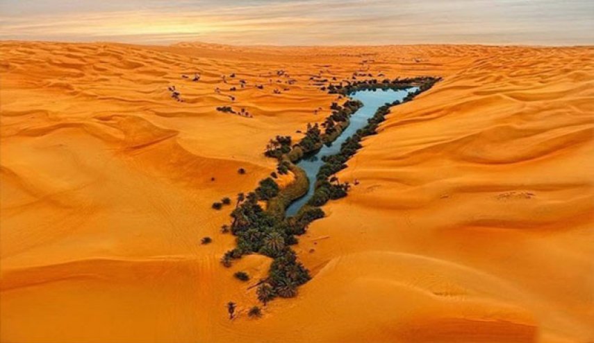 دریاچه‌ ای افسانه ای در دل کویر لیبی