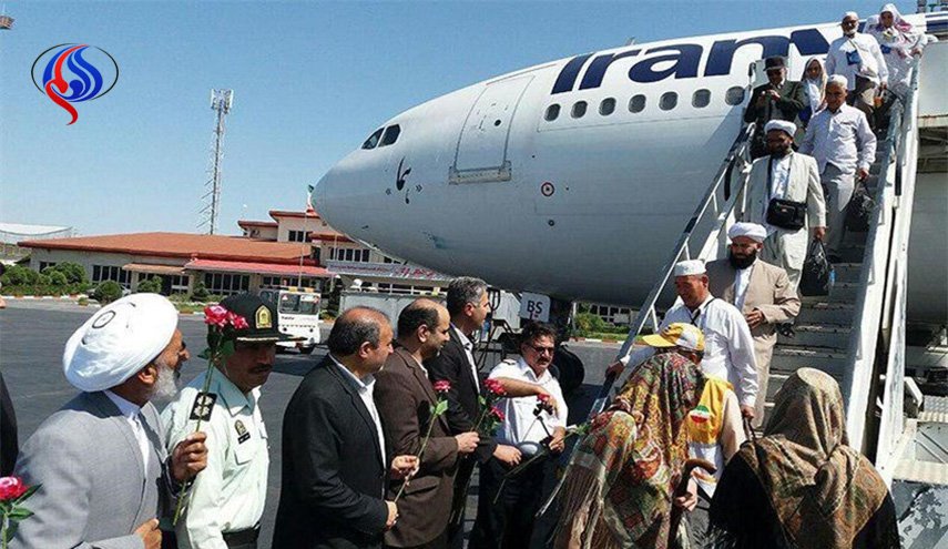 ورود آخرین پرواز حجاج از مدینه به فرودگاه امام خمینی