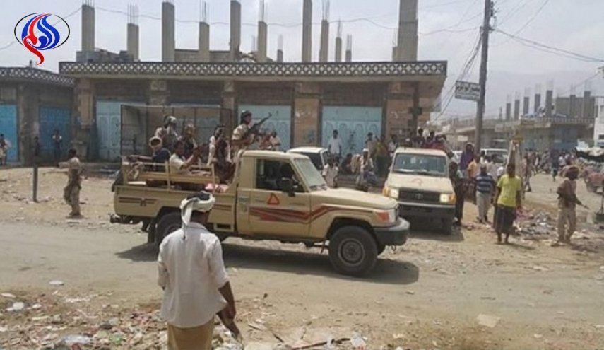 مقتل وإصابة 10 مجندين بتفجير إنتحاري إستهدف قيادي بالمرتزقة بأبين