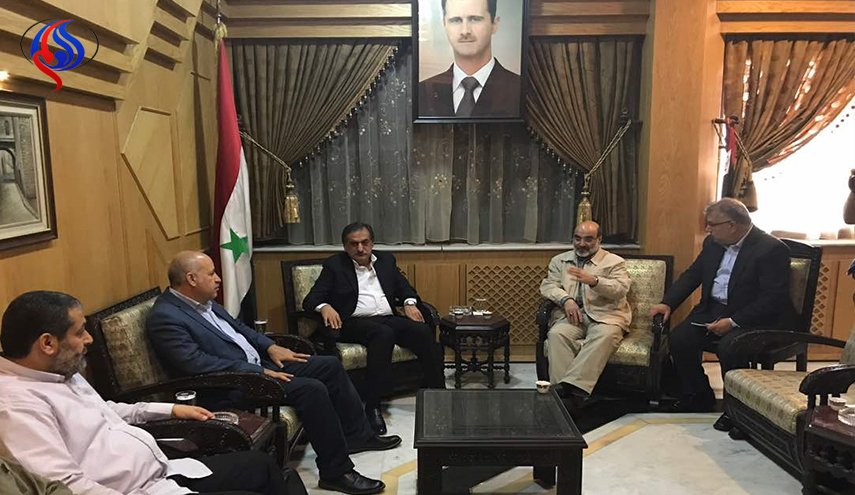 بالصورة.. رئيس منظمة الاذاعة والتلفزيون الايراني يصل الی حلب