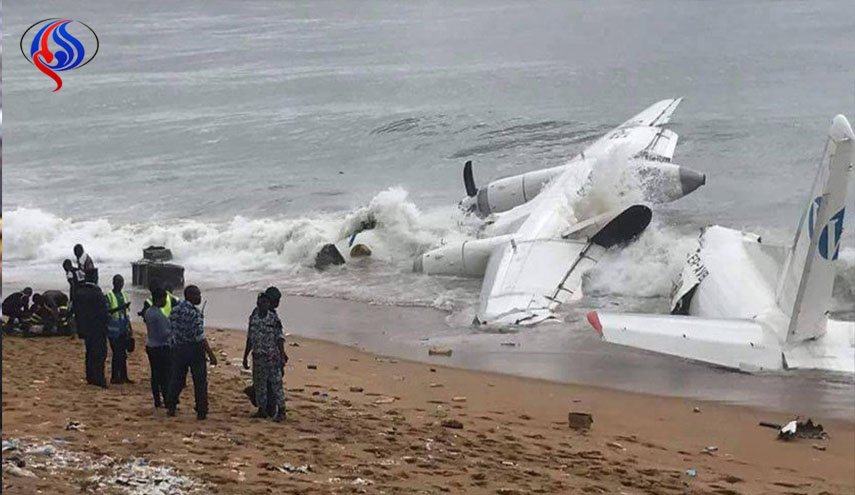 مقتل 4 أشخاص بتحطم طائرة في ساحل العاج
