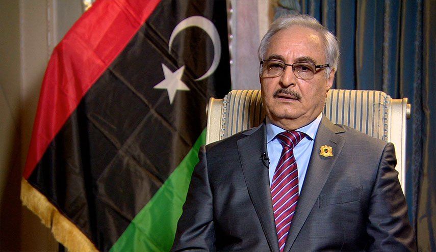 حفتر يلوح بوجود بدائل أخرى في ليبيا
