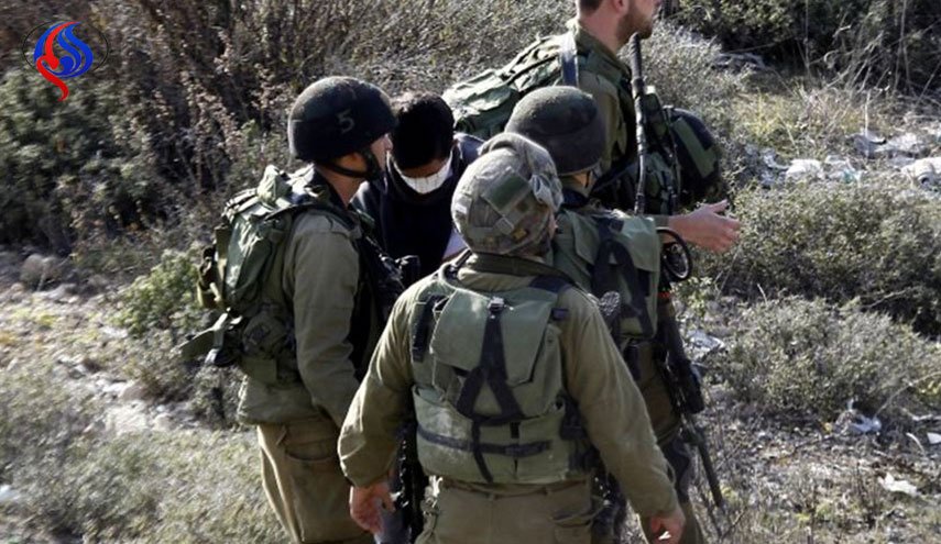 اعتقال 15 مواطنًا بالضفة والقدس المحتلتين