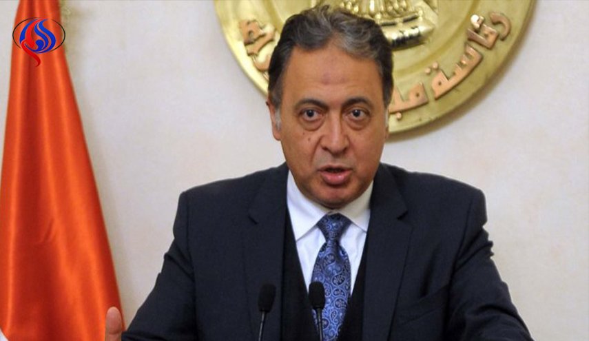 مصر تأمر مواطنيها بالالتزام بخطة طفلين وبس 