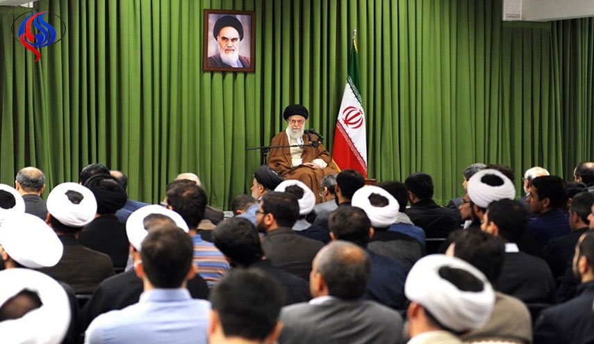 آية الله خامنئي : اذا اقدموا على تمزيق الاتفاق النووي سنحوله الى فتات 