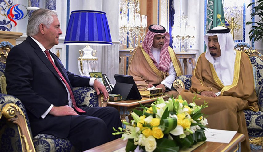 لماذا لم يستغرق لقاء امير الكويت بالملك سلمان إلا 20 دقيقةً؟ عطوان يكشف..

