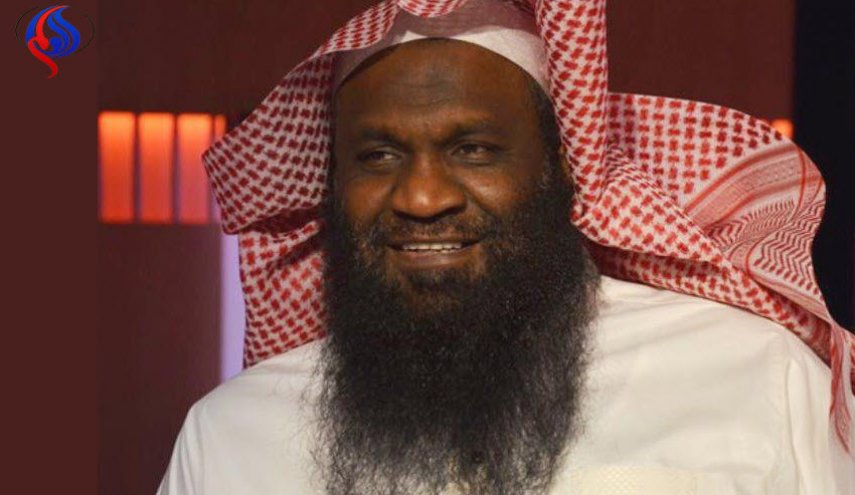 داعية سعودي شهير يبيح دور السينما وتمثيل المرأة
