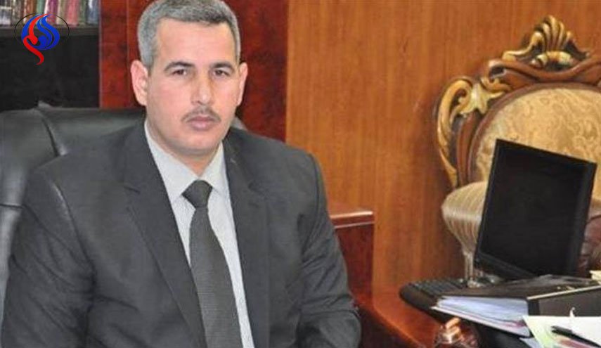 نائب ينتقد 