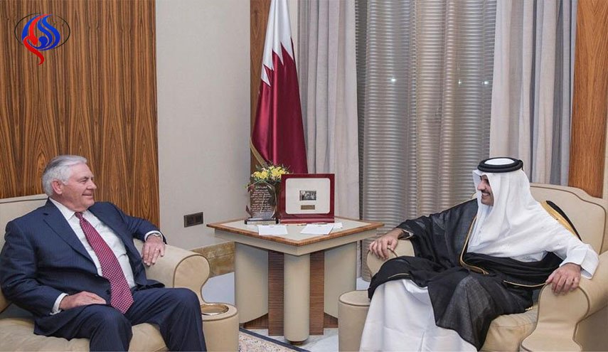 هذا ما جرى في لقاء تيلرسون بأمير قطر في الدوحة.. 