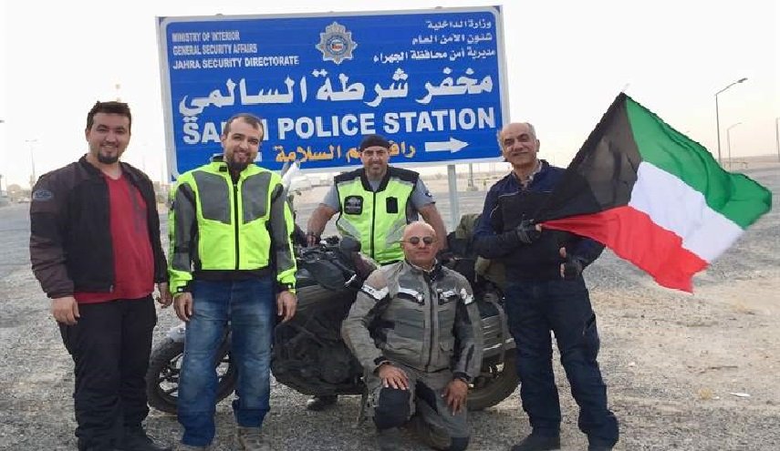 رحالة كويتي يقطع 45 الف كيلومتر على دراجة نارية حول آسيا