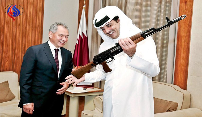 شاهد.. روسيا تهدي آخر نسخة من