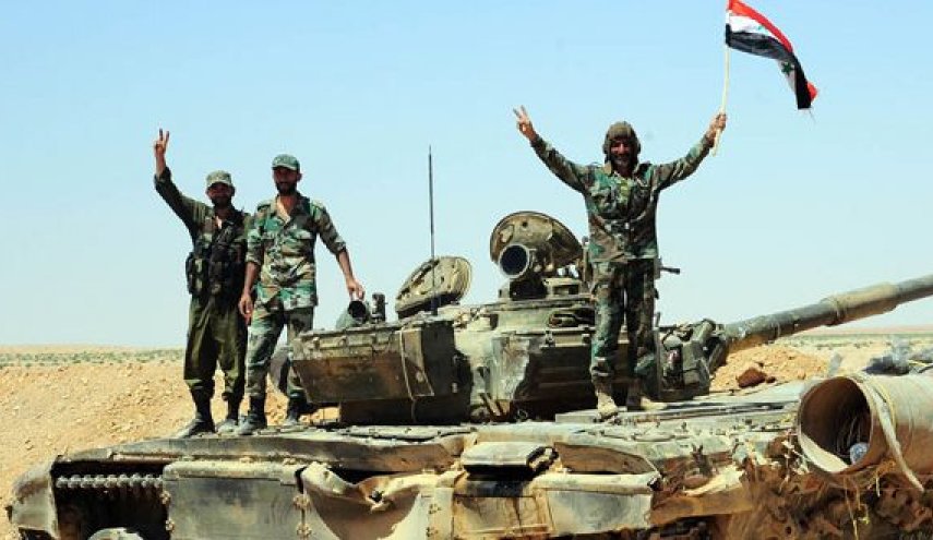 بالخرائط: وضعيات الجيش السوري وحلفائه بريف حماه ودير الزور