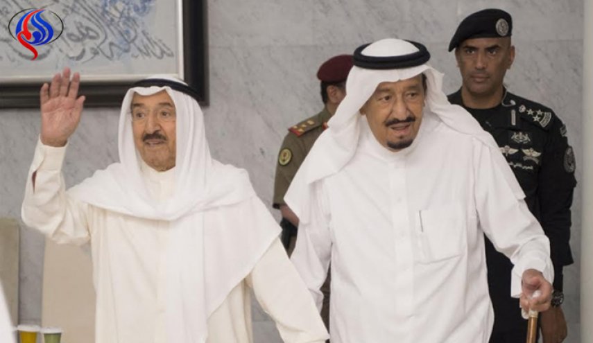 تفاصيل ما جرى بين أمير الكويت والملك سلمان.. 