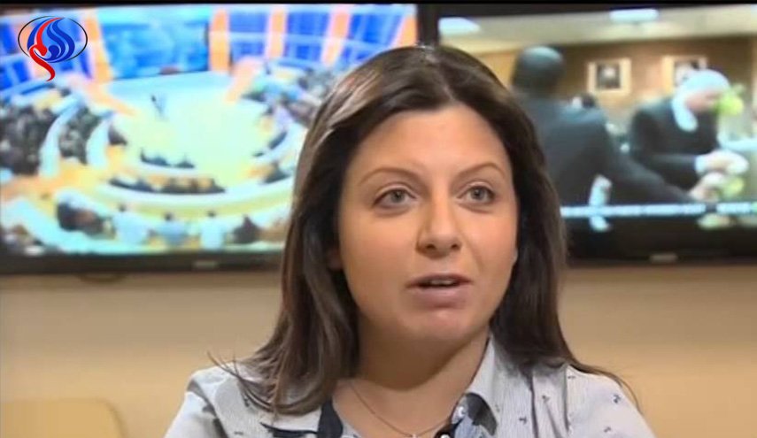 رئيسة تحرير RT: أصبحنا ضحية للصراعات السياسية الأمريكية