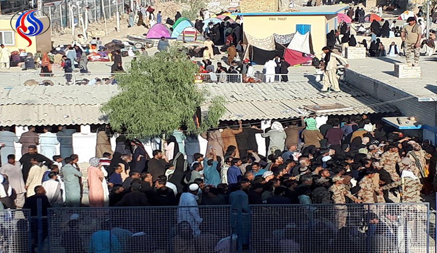 ايران: حل مشكلة عبور زوار الاربعين الباكستانيين للعراق