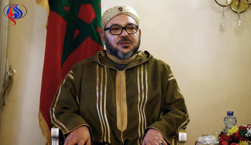 مهاجر يحصل على رقم ملك المغرب.. والمخابرات تستنفر!