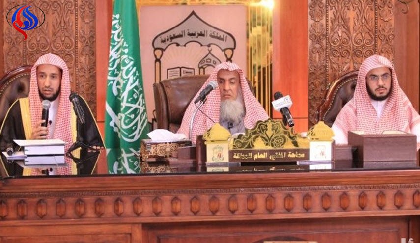 اول تعليق لهيئة كبار العلماء بالسعودية على توقيف أمراء ووزراء