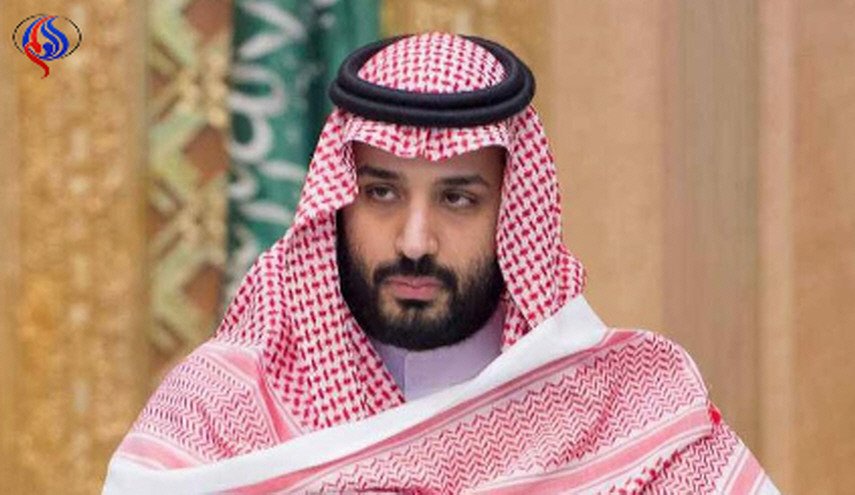 شاهد صورة تجمع ابن سلمان بأمراء زج بهم في السجن!