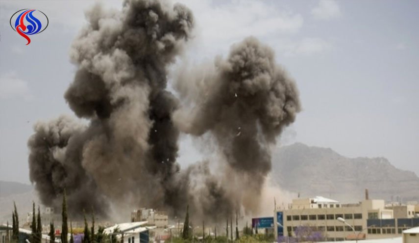 استشهاد وجرح 50 يمنيا في غارة على منزل سكني بحجة