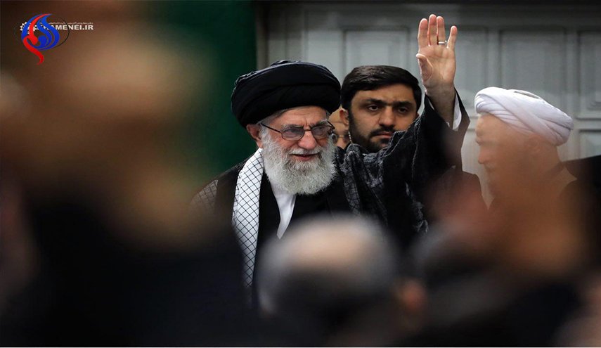 آية الله خامنئي يشارك بمراسم أربعين الإمام الحسين (ع)