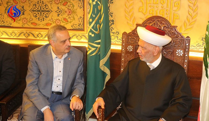 النائب طلال ارسلان يعلن موقفه حول استقالة الحريري