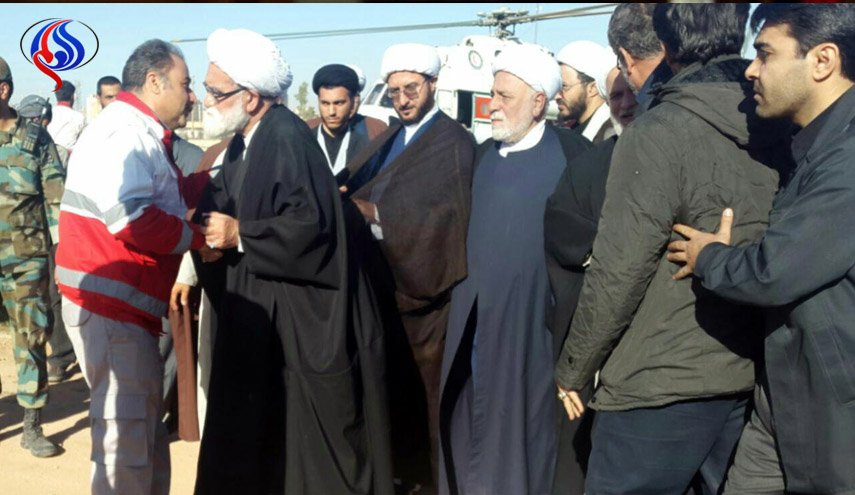ممثلو قائد الثورة الاسلامیة یتفقدون المناطق المتضررة من الزلزال