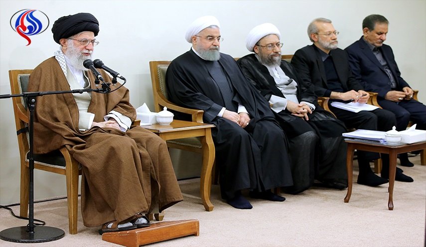 قائد الثورة يدعو لمواصلة مساعدة المنكوبين بالزلزال بقوة