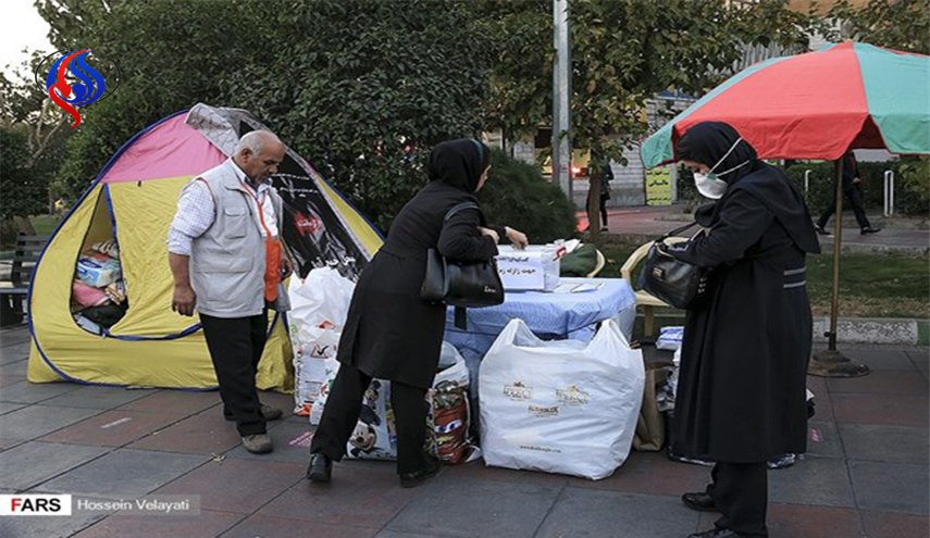 جمع تبرعات لمنكوبي الزلزال في 5 ساحات عامة في طهران