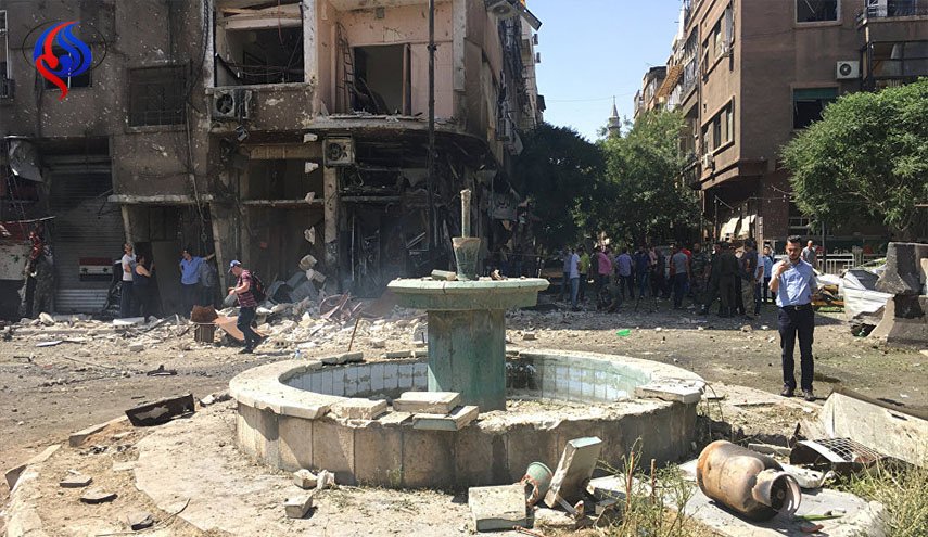 شهيد و13 جريحا باستهداف المسلحين أحياء سكنية بدمشق