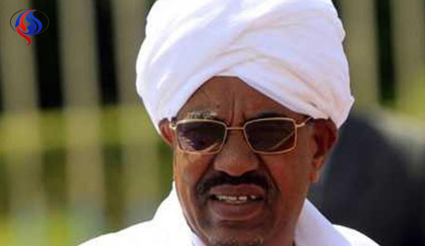 البشير يعلن دعمه قيادياً في الحزب الحاكم للرئاسة في 2020
